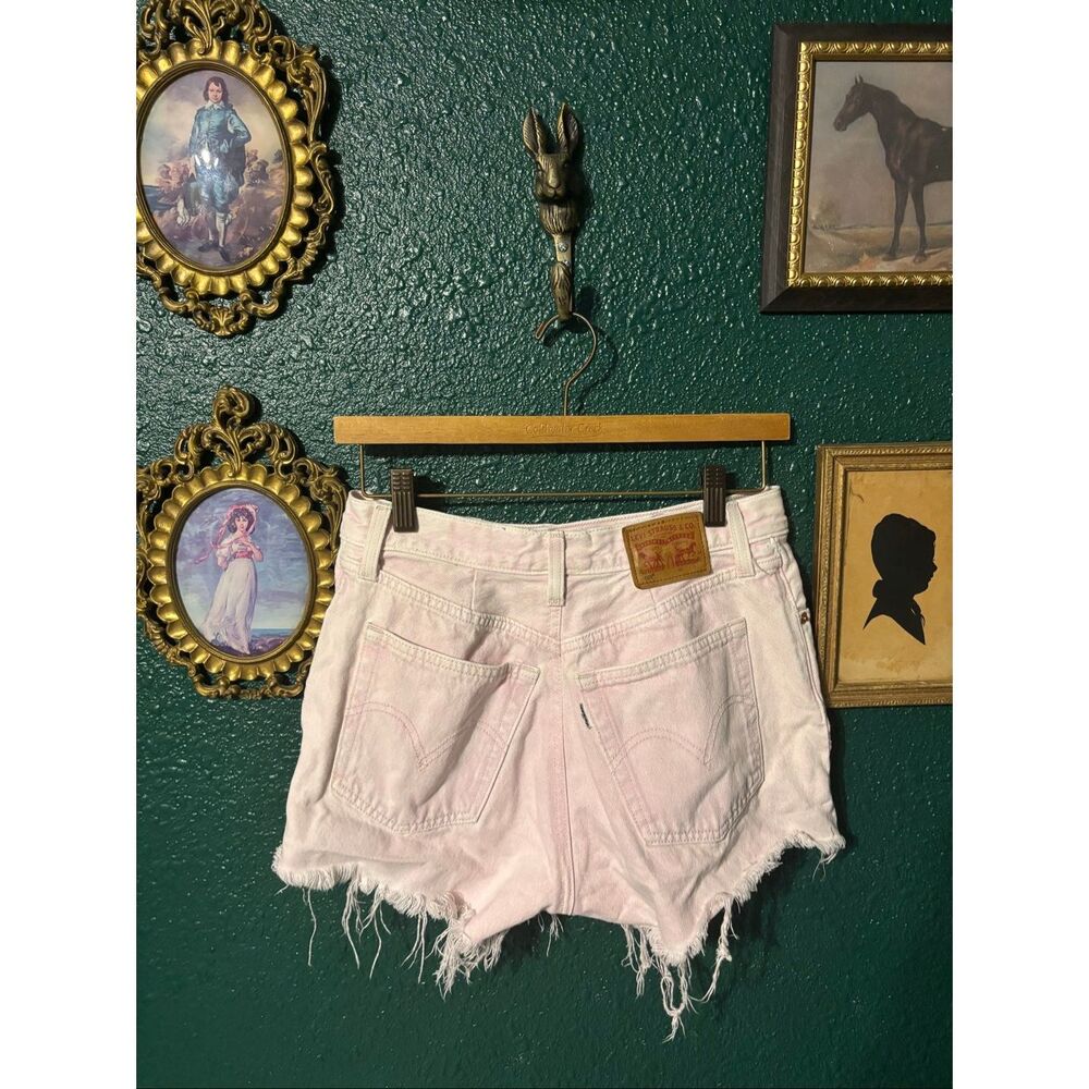 Levi’s Denim Button Fly 501 Cut Off Shorts Sz 29 Pink - Picture 2 of 5